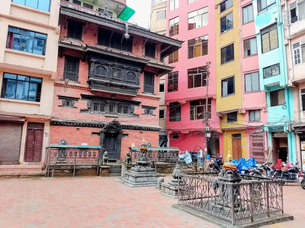 Dhwaka Bahal, Henakar Mahavihar